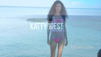 Preview 1 of Tgirl 69 Idol Star - What Katty does on the beach