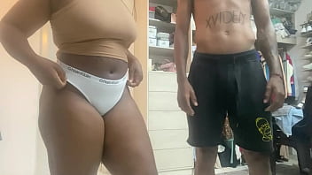 Preview 1 of Huge Hips Belly - estamos activos haciendo porno