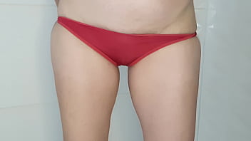 Preview 3 of One Piees - Esposa safada escolhendo lingerie para me dar prazer