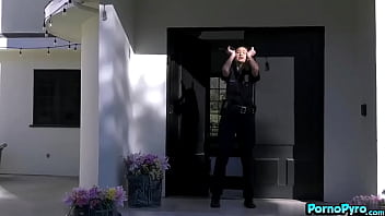 Preview 1 of Love Story Wala Sex - Police Officer Eliza Ibarra Sucks Off Gang Of Black Thugs