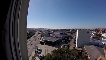 Preview 1 of Joi Ashley Sinclair - sarada Nua na janela do hotel em frente aeroporto