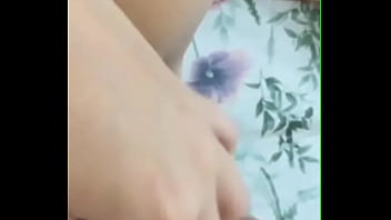 Preview 3 of Father Smool Sister - Novinha de guaraciaba enfiando o dedo na bucetinha