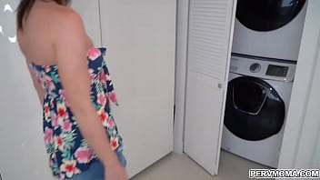 Preview 3 of Blow Jop Dp - Sexy wife Riley Jacobs surprises her husband Johnny with a sensual sex to make him feel better.
