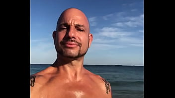 Preview 3 of Redwap Come - BEACH BODY PORN STAR