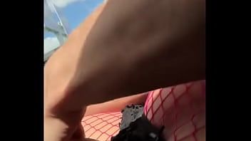 Preview 1 of Gqcpklark - Amateur Crossdresser flashing truckers on the highway