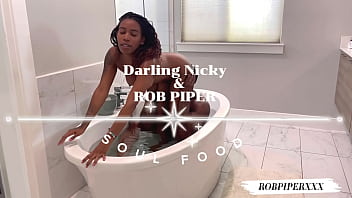 Preview 1 of Short Det Girls Porno - Soul food