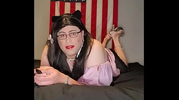 Preview 2 of Aunty In Bed - This Modeling Is Just Such Hard Work...