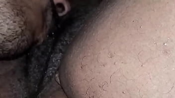 Preview 2 of Xxnxc Indan Free - Cheguei na igreja com tes&atilde_o o pastor chupou e fode minha buceta gorda