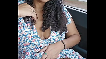Preview 2 of Solo Intense Rubbing Orgasm - Hot Wife Gostosa Se Exibindo No Parque Da Cidade (parte 1)