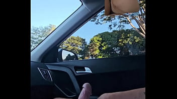Preview 3 of Solo Intense Rubbing Orgasm - Hot Wife Gostosa Se Exibindo No Parque Da Cidade (parte 1)
