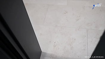 Preview 1 of Hinde Sex Xxx - The Courier Screwed Up and Brought The Wrong Dick,  Cheated On His Wife and Fucked A Stranger To Avoid Conflict