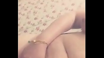Preview 3 of Nicottle Shea - Wife Showing boobs and pussy