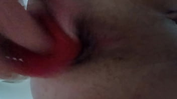 Preview 2 of Huge Cock For Threesum Mmf - Socando o consolo