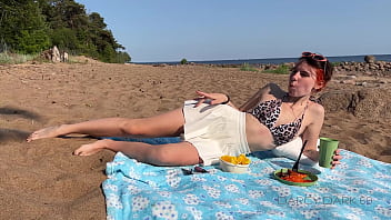 Preview 1 of Dirumah Ipi - MEETING A STRANGER ON A PUBLIC BEACH