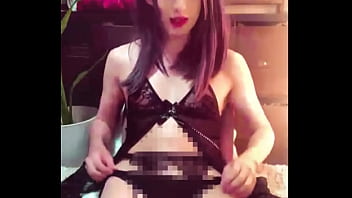 Preview 2 of Dp Amateur Movie - 【個撮】公衆トイレで黒髪ロングの清楚系女装が静かにオナニーする動画
