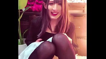 Preview 1 of Dp Amateur Movie - 【個撮】公衆トイレで黒髪ロングの清楚系女装が静かにオナニーする動画