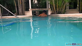 Preview 1 of Pijatan Wanita Hots Japane - Eman Black and Angel Rodriguez go to a room to continue their nasty business together