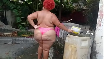 Preview 2 of Mom Catch Son Masturbate Pov - Mi madrastra me deja chuparle su culo cuando estamos solos en casa