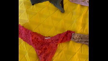 Preview 1 of Girls Ka Paani Jharna Hd Videos - Indian cute bhabhi ki bathroom me ki ghodi bnake chudai jija ji ne