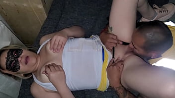 Preview 2 of Red Wap Chudai Video - pido ir al ba&ntilde_o y me usan rico en una obra me follan el culo