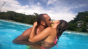 Preview 4 of Mommasturbasi Hot - Hot kissing the little bitch in the pool before some wet sex