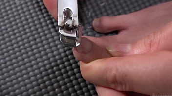 Preview 2 of Messeg Oil Japannes - Woman cutting toenails