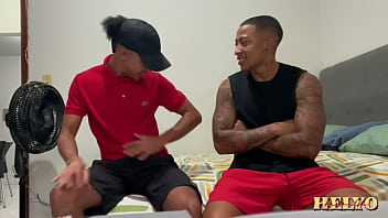 Preview 1 of Wwwwapsex Xxxcom - ELE DUVIDOU QUE O PARCEIRO DAVA UNS TAPAS NA BUNDA,  LEVOU TAPAS E ROLA DURA