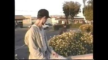 Preview 1 of Abg Smu Mesum Indonesia - Handsome young skateboarder did stranger a favour sticking his big pole in his asshole