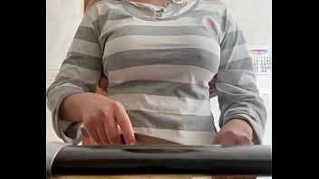 Preview 2 of Dani Danials Dp - Ricas Tetas de mi esposa  cocinando