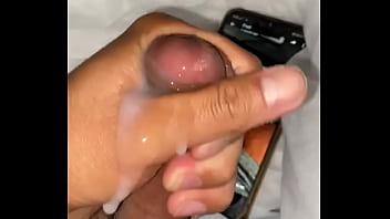 Preview 4 of Cartons Aladdin - I masturbate with my boyfriend