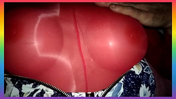 Preview 2 of Oiled Up Ashly - Tocando mis tetas