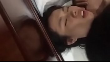 Preview 4 of Dominant Lesbian - Chek H&agrave_ng G&aacute_i Gọi
