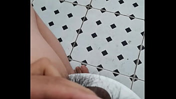 Preview 2 of Him Bus Sex - Nung cac ban tinh