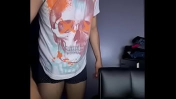 Preview 1 of Vibrator Orgasm In Her Skirt - V&iacute_deo de verificaci&oacute_n