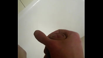 Preview 1 of Modeling Force To Fuck - Des gros jets