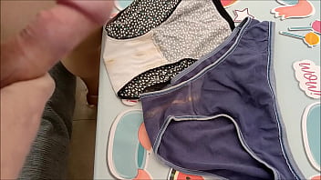 Preview 1 of Meoa Kalifa - corrida en bragas de mi vecina 49
