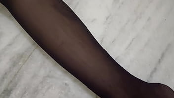 Preview 1 of Rubia Masturbandose Por Webcam - Desi Bhabhi Dipali Fingering viral video in Hindi.