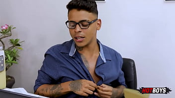 Preview 2 of Tamilnadu Ke Sexy Video - Fodendo o c&uacute_ do meu chefe safado!