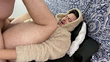 Preview 4 of Arenita Ferrera - My stepfather fucks me to give me a little heat on a very cold day