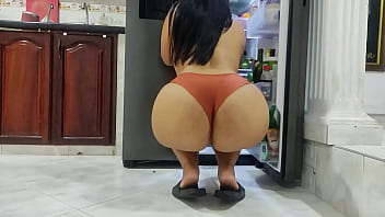 Preview 3 of Sade Xxx - latina culo grande bbw da clases de cocina porno