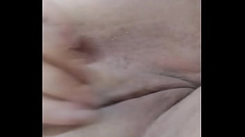 Preview 3 of Mientras Le Chupa Le Mete Dedo - Gordinha do D4swing me manda v&iacute_deo