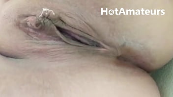 Preview 3 of Workout Ge - playing with my ass first thing in the morning