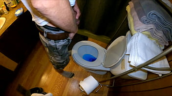 Preview 2 of Topansinho - Straight boy Piss compilation