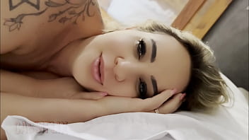 Preview 1 of Czech Lucy Ly - Eu sei que vc n&atilde_o vai resistir a minha bunda,  olha bem como ela est&aacute_ nesse v&iacute_deo! Assista completo no meu site...
