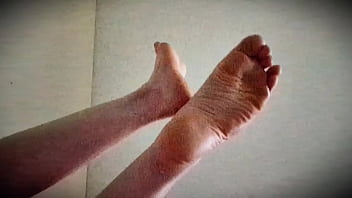 Preview 3 of Panties Bdsm - A Feet Vid I Sent To My 1st Boyfriend