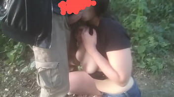 Preview 4 of Forced To Fuck On Sofa - garota safada encontra novinho na trilha e pede pra chupar seu pau