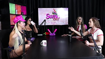 Preview 3 of Mom Japanes Di Perkosa - Encontrou um homem que queria o fetiche de cuckold,  e ela foi contratada pra fazer um sequestro - Beatriz Sampaio,  Mayra Marcele e Evelyn Zain (SHEER/RED)