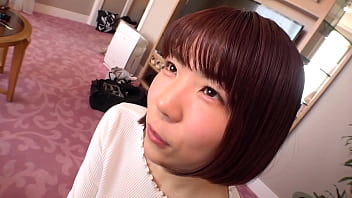 Preview 1 of Sandra Olssen - 男性の指を舐めるのが大好きな佐々木さんの口の中に指を入れて舐めてもらうとうっとりする佐々木さんと濃厚なDキスと指舐めするとうっとりしちゃってます。