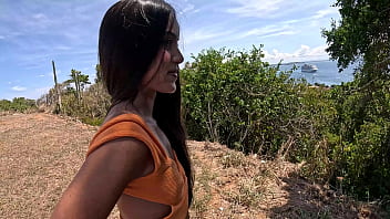 Preview 1 of Www Xxnx - Peguei a novinha em B&uacute_zios - RJ e meti o ferro no cuzinho da safada no carro - Candy Debby