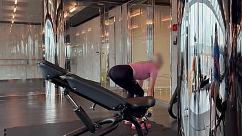 Preview 1 of Wichsanleitung Marcel - I like an unknown girl from the cruise ship gym,  I go to her room to fuck her and she gives me a blowjob until I finish cumming